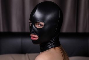 Cagoule bdsm : conseils, sensations et précautions pour pimenter vos jeux érotiques